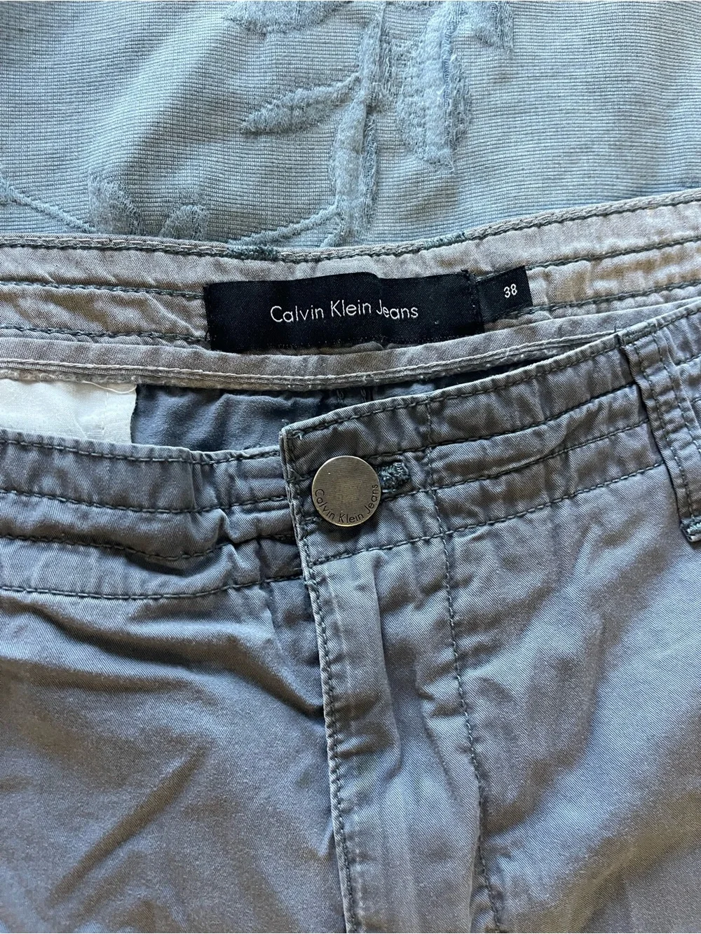 Calvin Klein Men's Light Grayish Blue Flat Front Casual Shorts